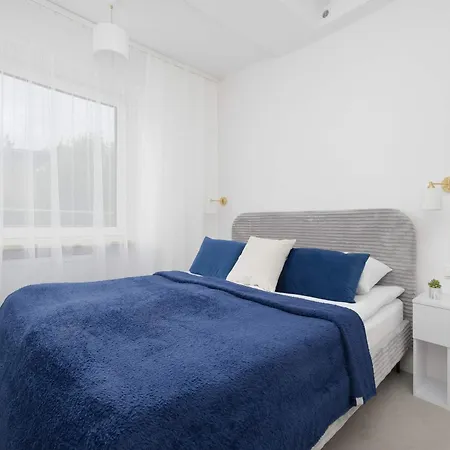 Comfortable With A Terrace And 3 Bedrooms By Renters Βαρσοβία
